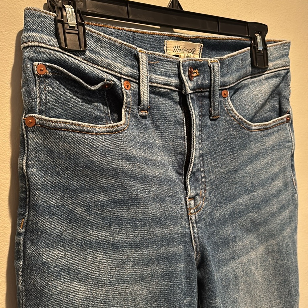 Madewell Cali Demi-Boot medium wash cropped ankle denim - Picture 2 of 8